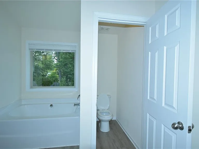 3094 Tofte Dr — Photo 24
