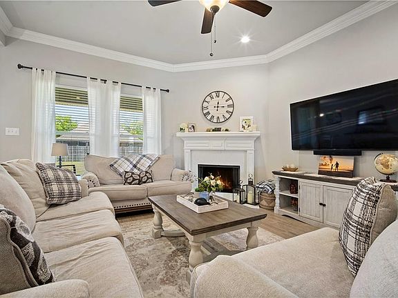 4th image of 30871 Marcel Blvd
