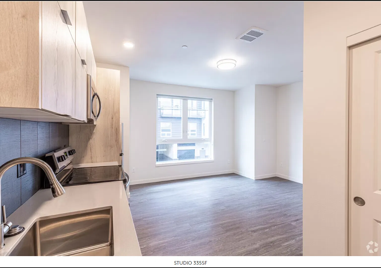 MF 15 - N. Emerson — Photo 1