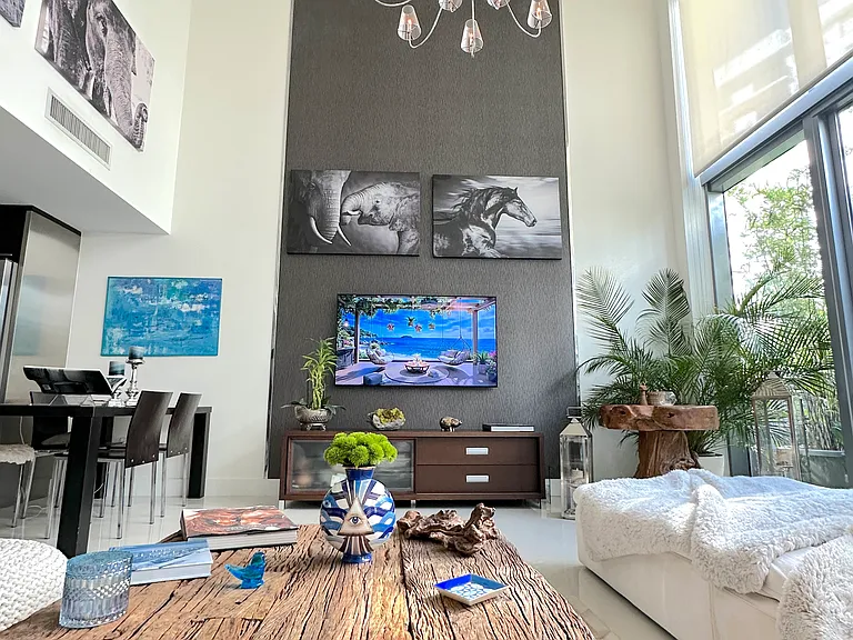 6000 Collins Ave #509 — Photo 20