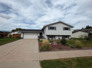 1406 Bel Air Ave, Alliance, NE 69301