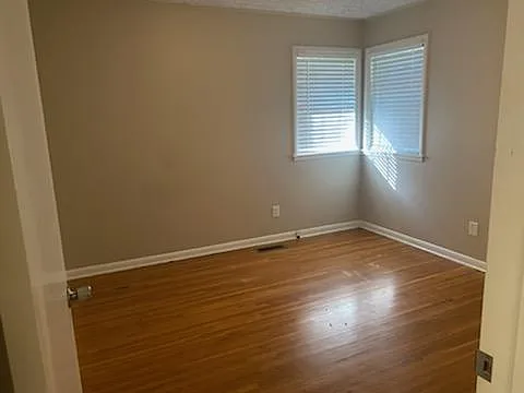 231 E Fort Worth St — Photo 12