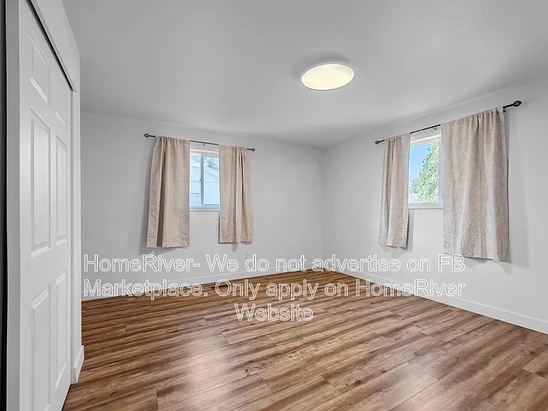 1202 S Russell St — Photo 11