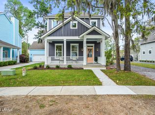 1614 Deanne Dr, Beaufort, SC 29902