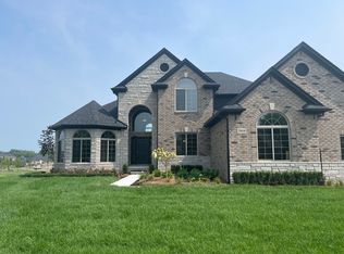 54694 Deadwood Ln, Shelby Township, MI 48316