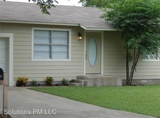 405 E 21st St #B, Georgetown, TX 78626