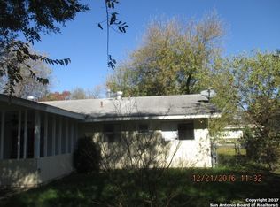 5006 Village Row #HOUSE, San Antonio, TX 78218
