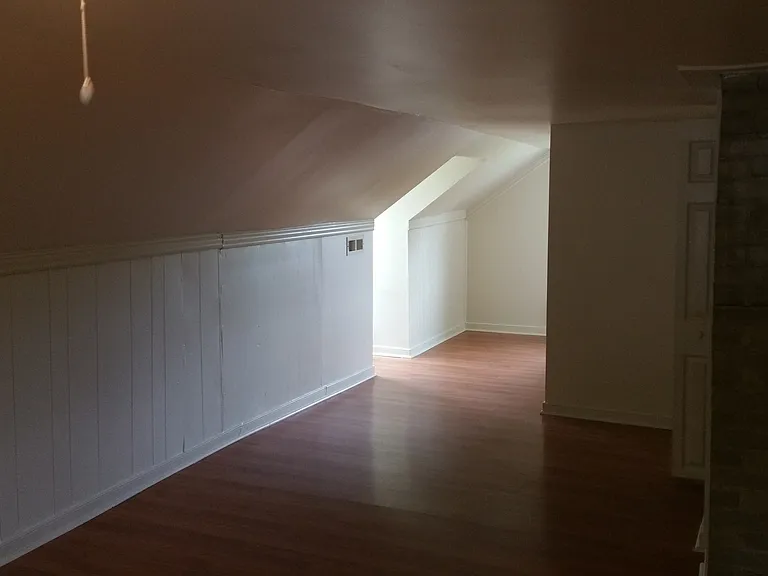 1806 Watts Ln — Photo 4