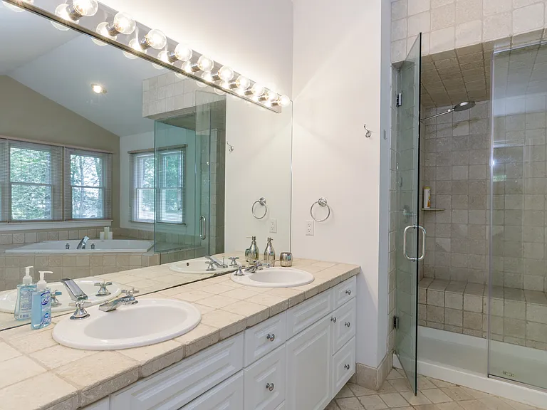 4 High Ridge Rd — Photo 11