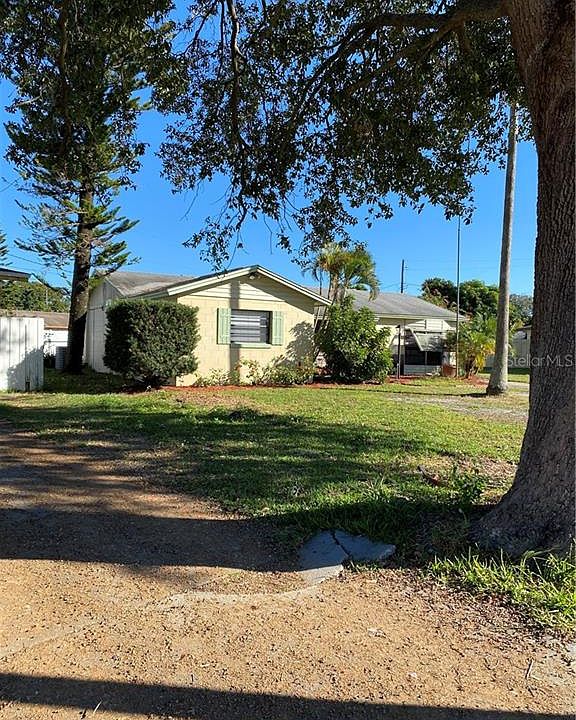 1st image of 4527 Julie Ln