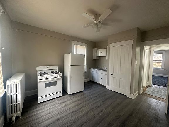 3rd image of 1749 Cleveland Ave Unit 2