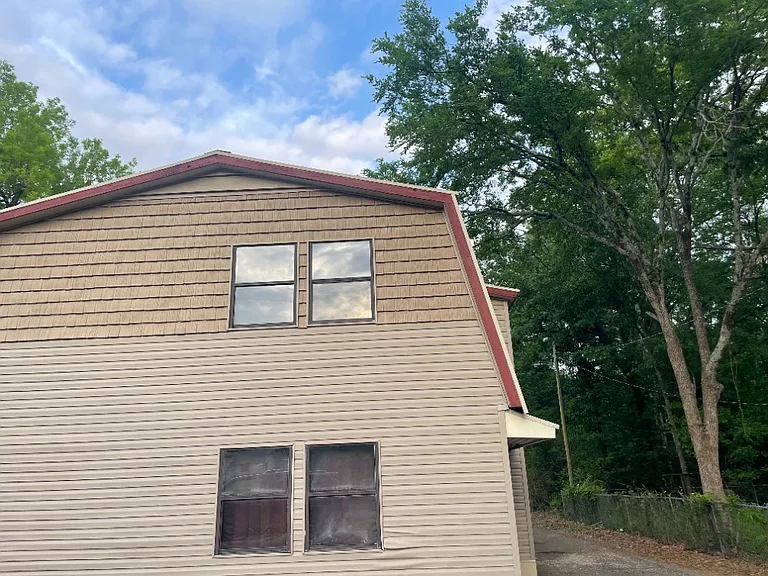 220 Locust Ave #A — Photo 10