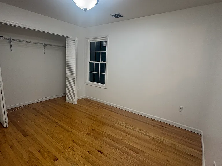 218 Danforth Ave #2 — Photo 1