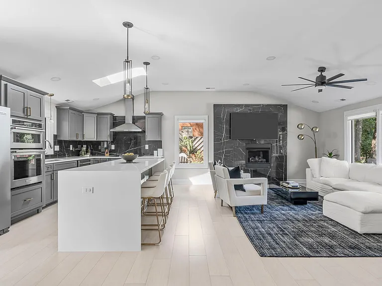 3513 Brook Dr — Photo 17