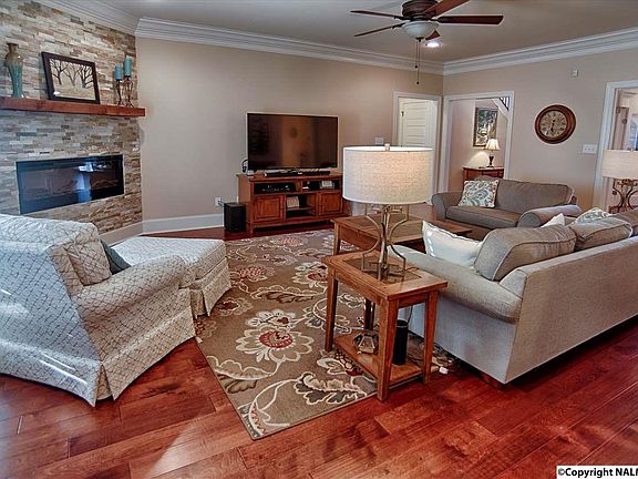 3rd image of 4 Forest Meadow Blvd
