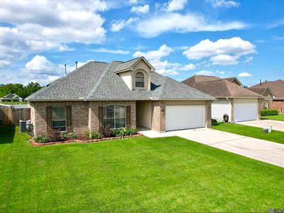26373 Poplar Glen Dr, Denham Springs, LA, 70726