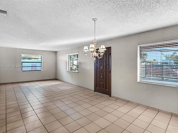 4th image of 533 E 23rd St