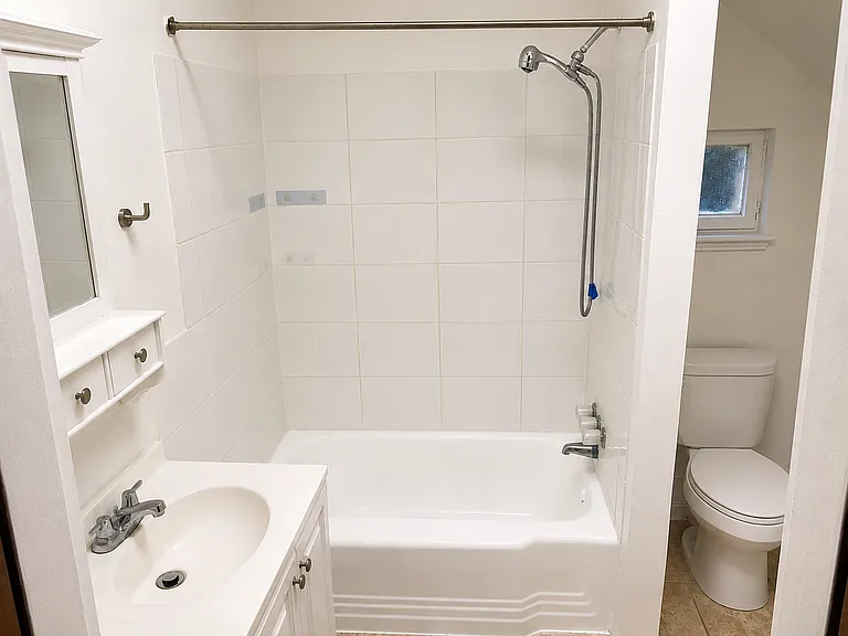 220 S Augusta Ave #1F — Photo 8