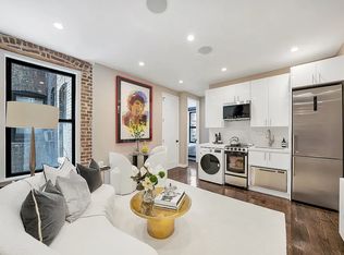 224 8th Ave #3W, New York, NY 10011