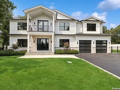 286 Salem Court, Syosset, NY, 11791
