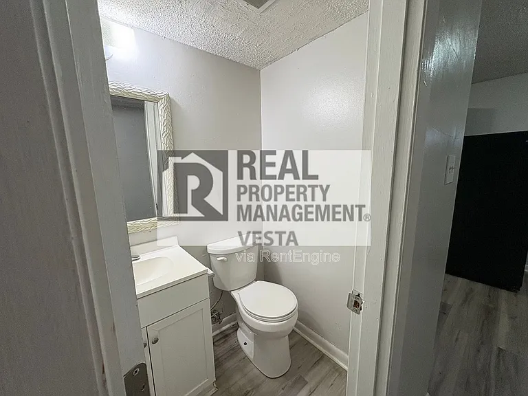 131 Wall St #103 — Photo 6