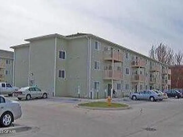 3531 13th Ave N APT 207, Grand Forks, ND 58203