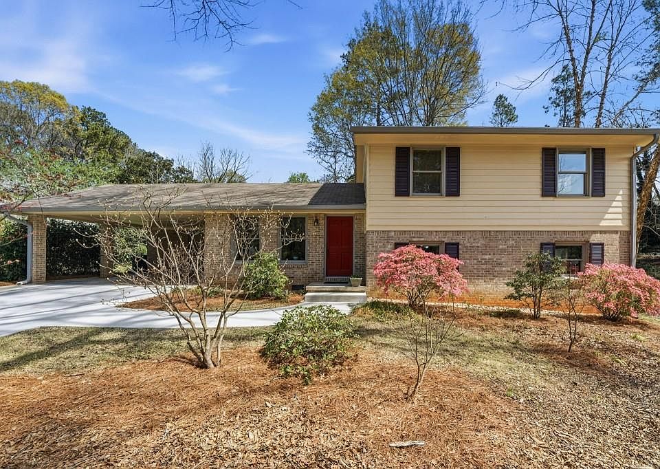 1st image of 1471 Camelot Ln