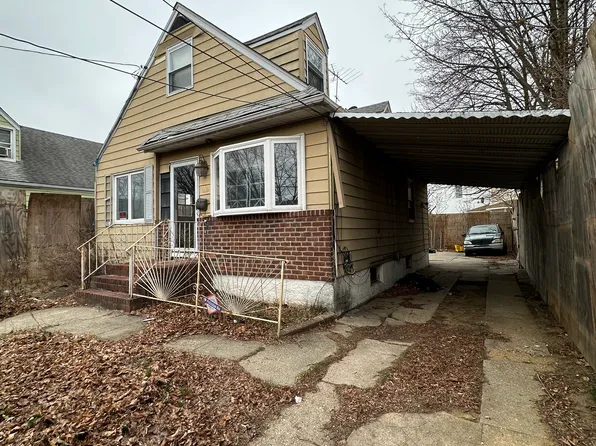 136-08 Hook Creek Boulevard PH image 3 of 5