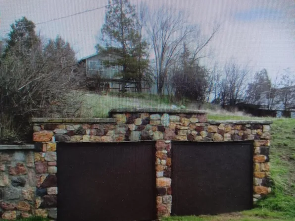 Haskins Ave #9 & 10, Klamath Falls, OR 97601