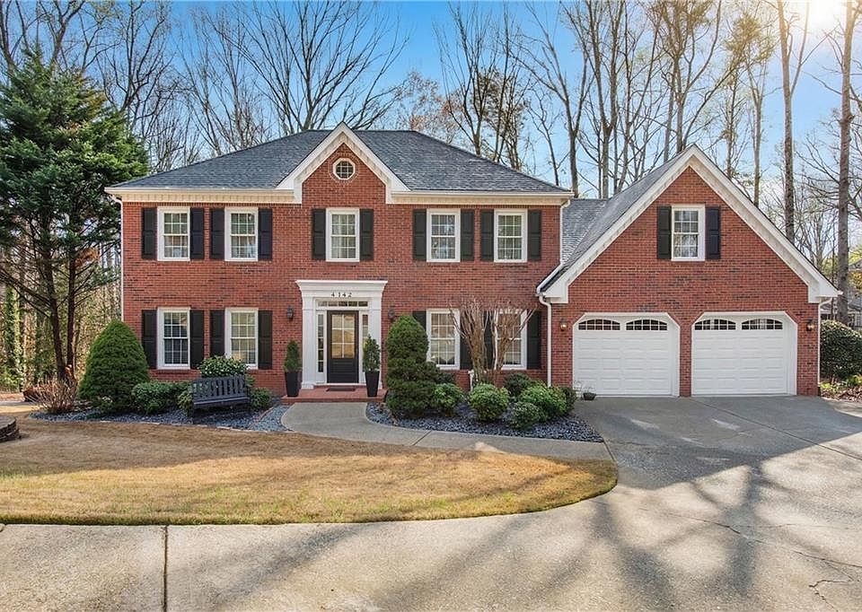 1st image of 4142 Barberry Dr NE