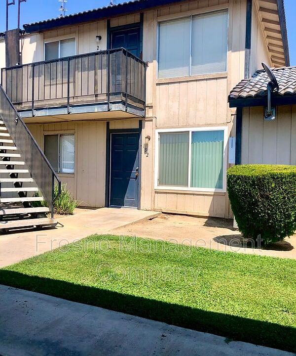 2nd image of 3166 W Princeton Ave Unit 148