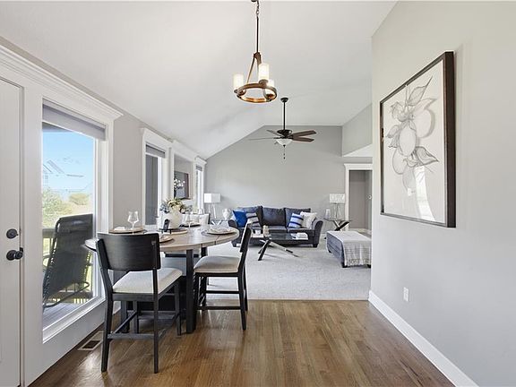 4th image of 1300 Regency Dr