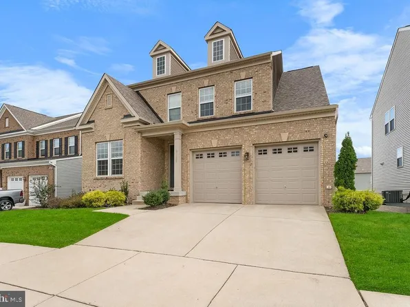 9105 Garden Knoll Ln, Upper Marlboro, MD 20772