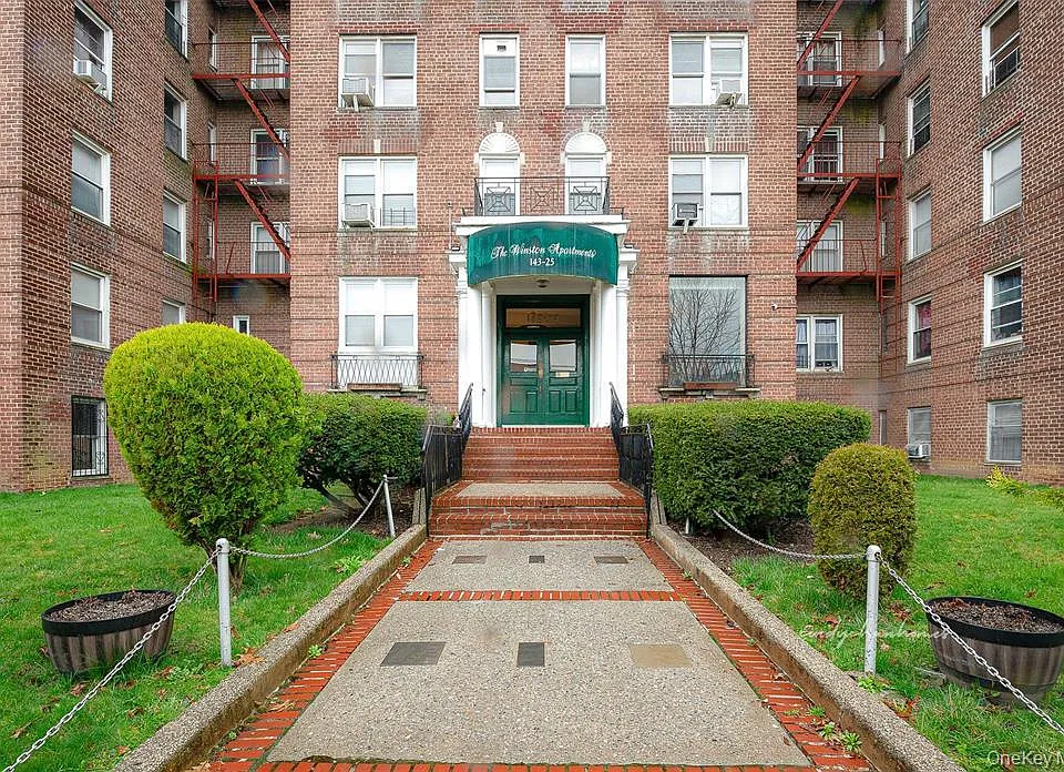14325 84th Dr #2E