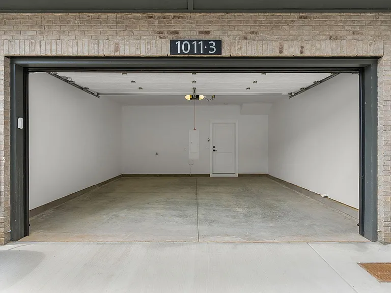 1011 44th Ave N #3 — Photo 18