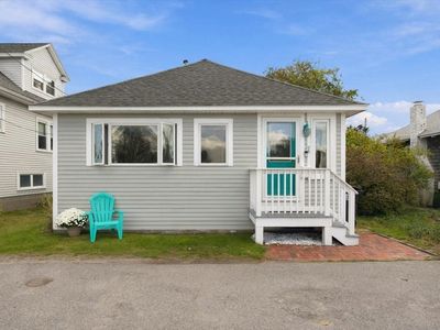 94 Packard Ave, Hull, MA, 02045