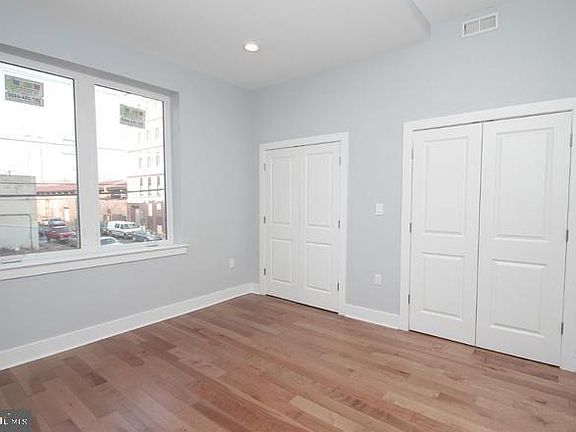 5th image of 1828 N 21st St
