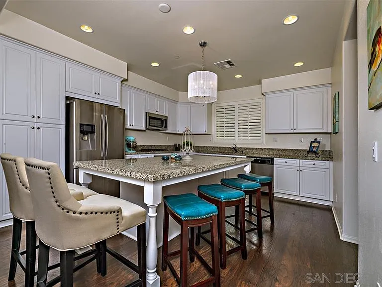 474 Prosperity Dr — Photo 10