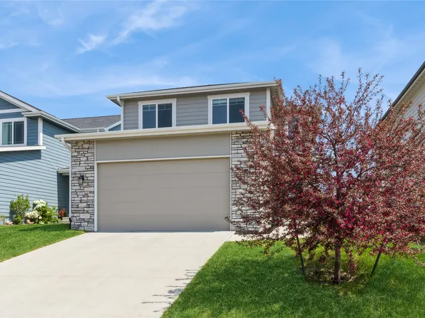 1809 NE Heritage Dr, Grimes, IA 50111