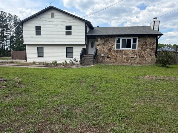1861 Pharrs Rd, Snellville, GA 30078