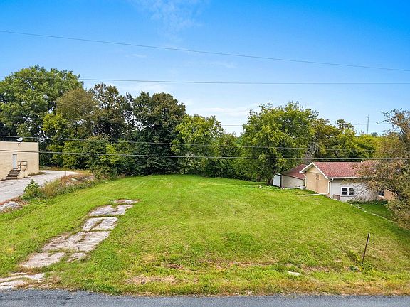2nd image of 8026 VILLAGE DRIVE