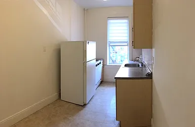 Rented by Asimina Perikleous, LREB