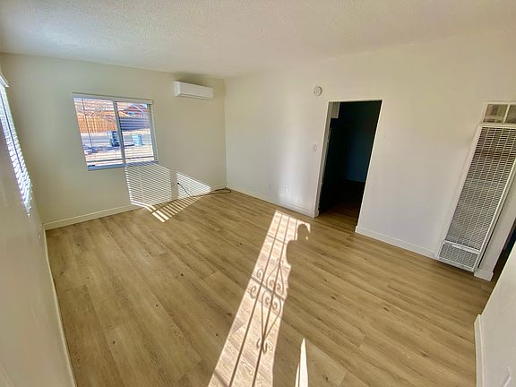 5th image of 6319 Tamarisk Ave