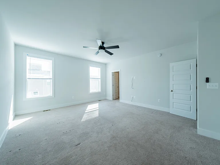 2707 Acadia Dr #B — Photo 29