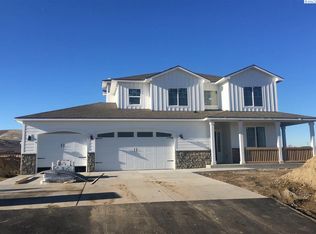 10302 Clearview Ln, Kennewick, WA 99338