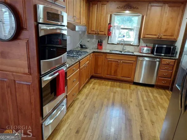 4710 Riverwood Cir, Decatur, GA 30035