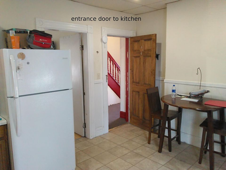 1st image of 152 Main St #1