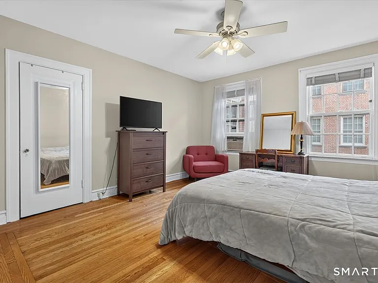146 Everit St #B — Photo 11