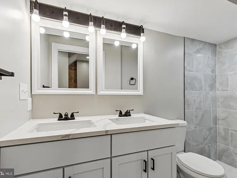 1534 S Charles St — Photo 24