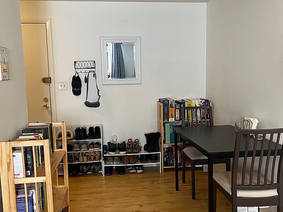 4th image of 25 Linden Ave APT 12
